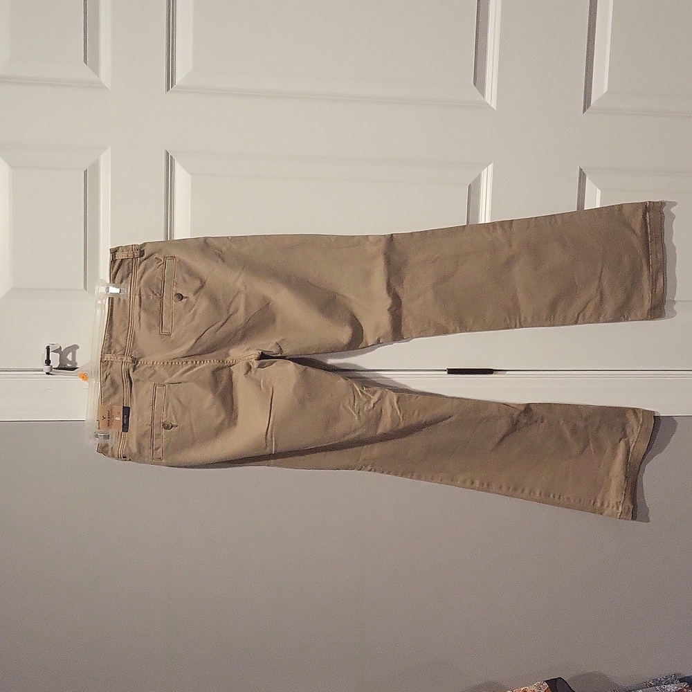 Anerican Eagle Chino pants
